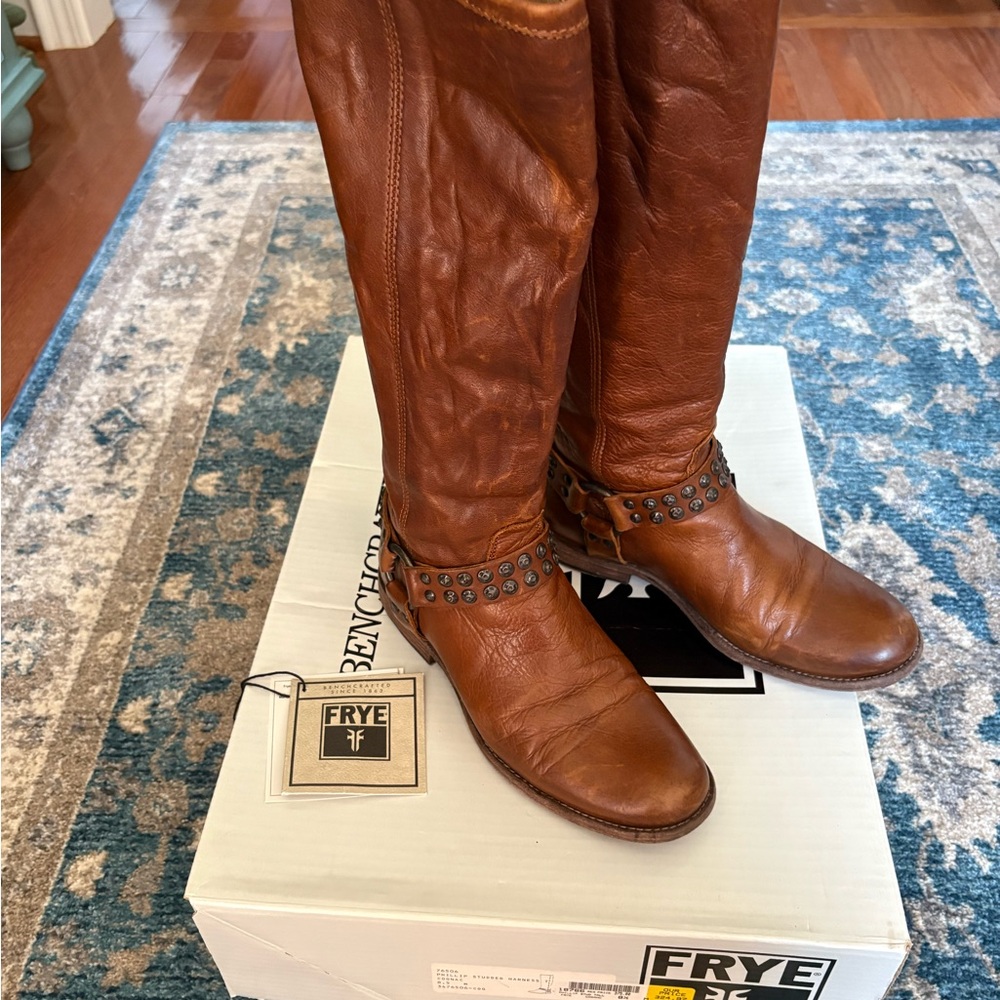 Frye Tan Leather Heeled Boots Like New